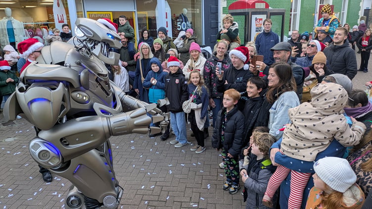 The Rotary Club of Newquay’s Christmas Eve extravaganza (Picture: Warren Wilkins)