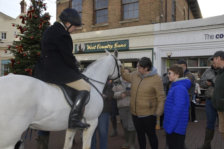 There was a warm welcome in Wiveliscombe for the Vale of Taunton and Banwell Harriers on New Year's Day.