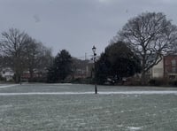 Snow flurry dusts Farnham as yellow weather warning issued