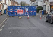 Farnham Cycle Campaign: Road closed? Oh no it isn’t