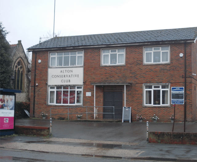 Members to vote on future of Alton Conservative Club