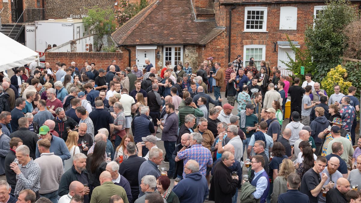 Lions eager to roll out the barrel as Farnham Beerex nears