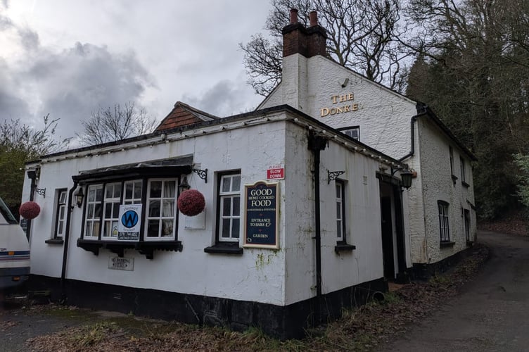 Donkey pub Elstead