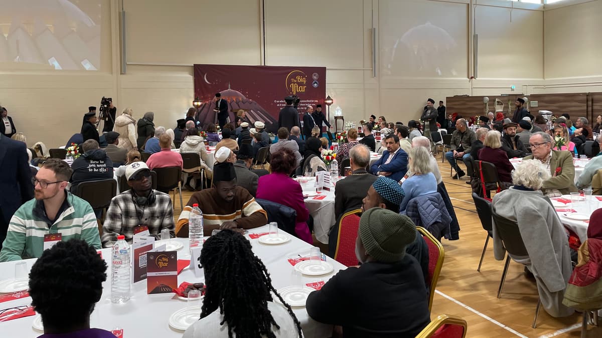 WATCH: The Big Iftar at the Ahmadiyya Muslim Community in Tilford