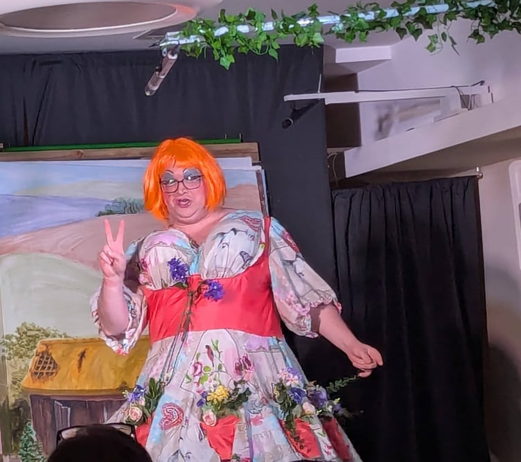 Damo Philp entertains the audience at the Bodmin pantomime. (Picture: Bodmin and District Camera Club)