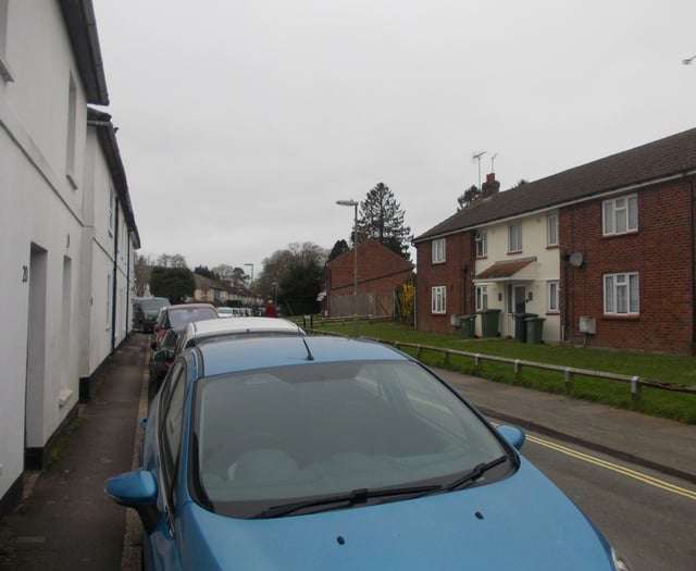 Residents taking sides over parking in Alton road