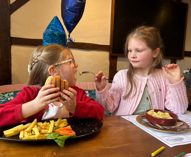 Restaurant offers free children’s meals amid roadworks disruption