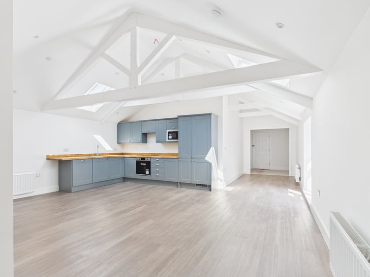 Flat H, 93 Fore Street