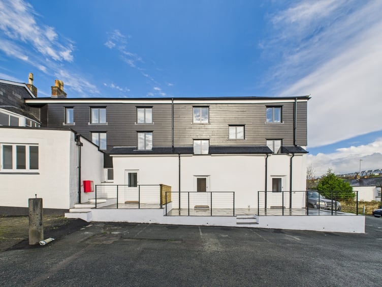 Townhouses A and B 91 Fore Street