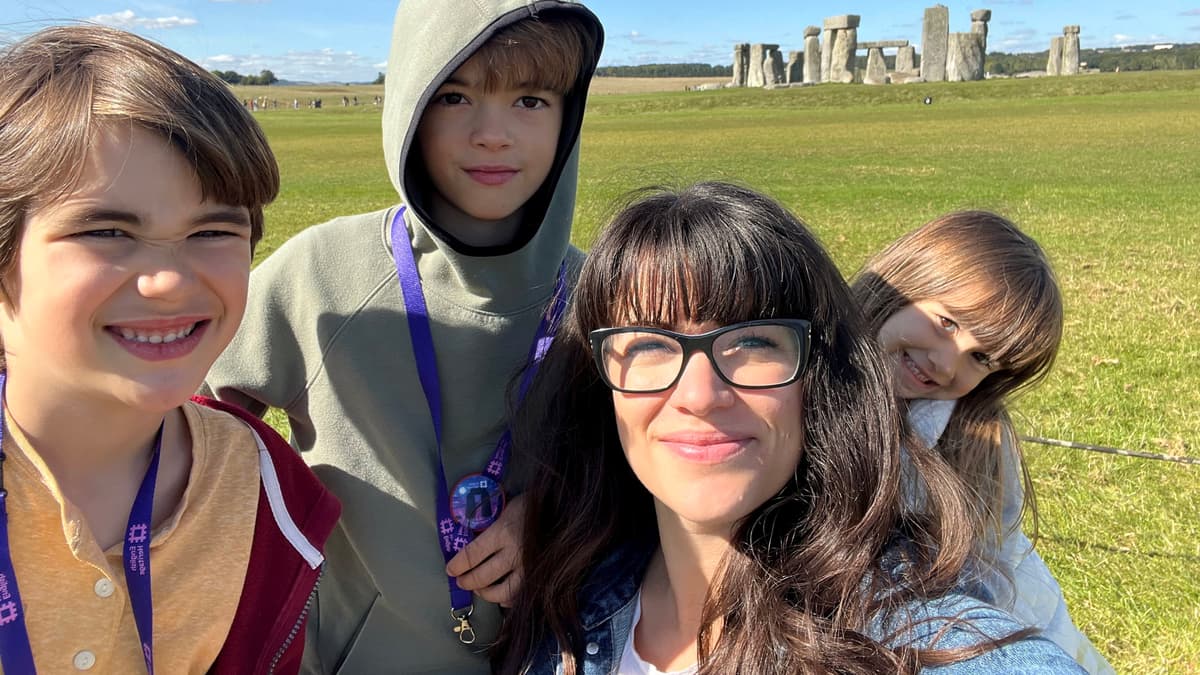 WATCH: Canadian family swap Ontario for Hampshire