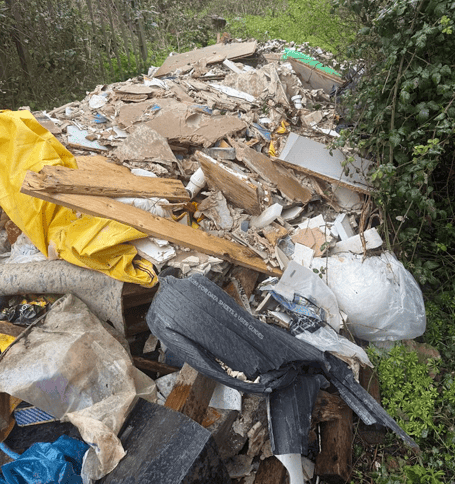 Fly-tip, Selborne Road, Alton, April 2026.