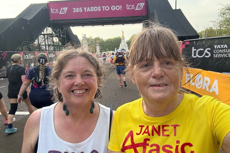 Tina Fairminer and Janet Govan with only 385 yards to go