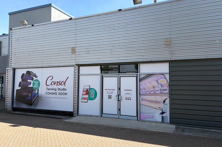 Consol tanning studio coming to Farnham soon