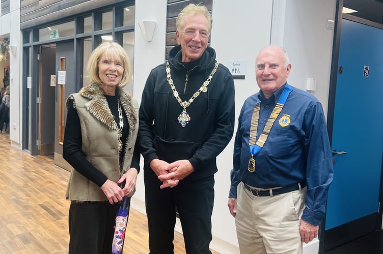 Farnham Lions Tea Party Trio Graham White