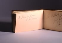 Marilyn Monroe “alien” registration autograph book to go under the hammer