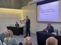 Residents quiz civic leaders over Farnham infrastructure changes