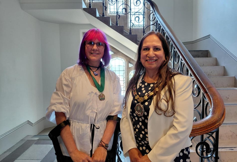<p>Cllr Louise Parker-Jones and Cllr Pal Hayre, elected vice-chairman and chairman of Hampshire County Council.</p>