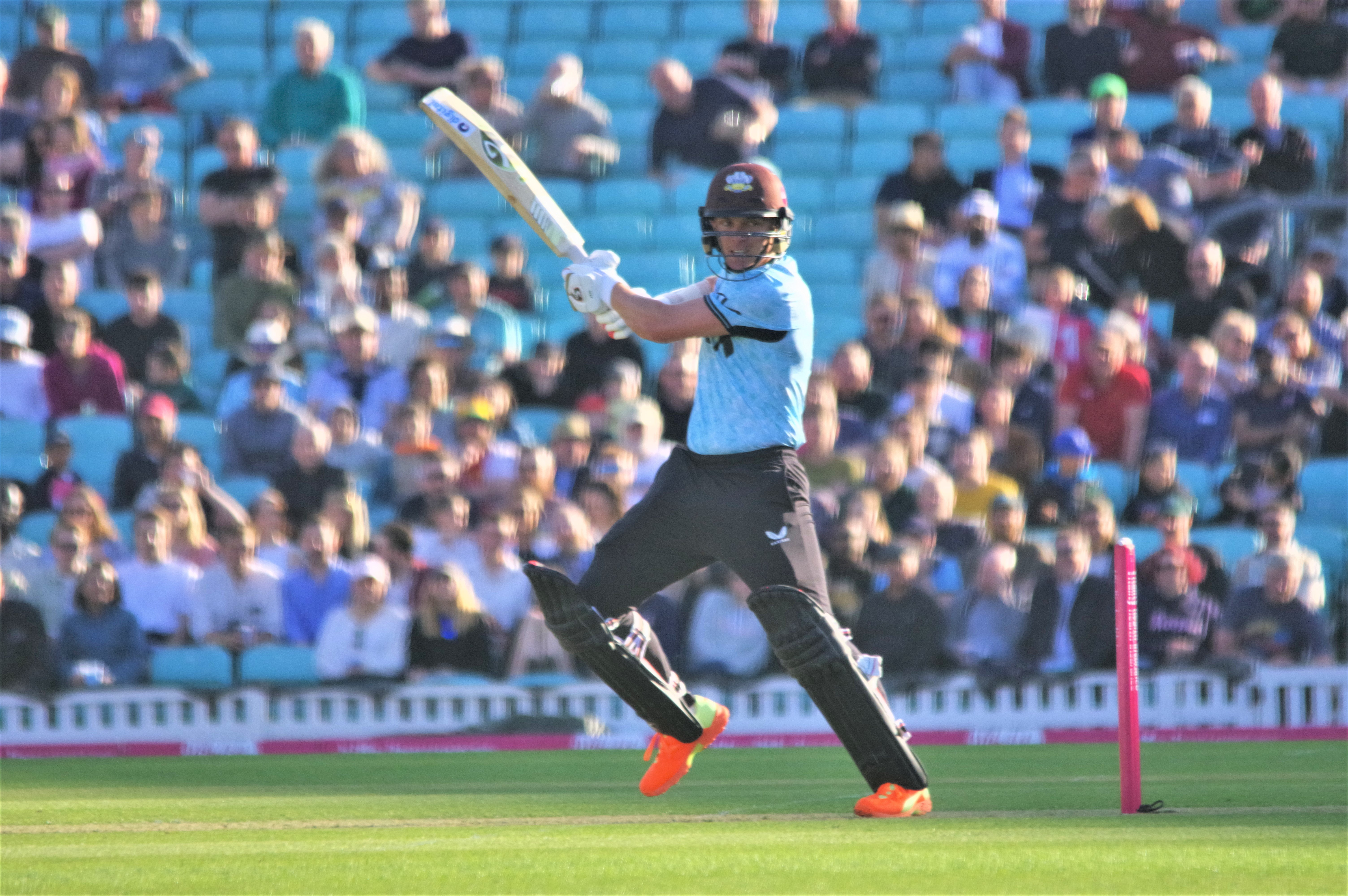 Captain Curran steers Surrey to derby win | farnhamherald.com