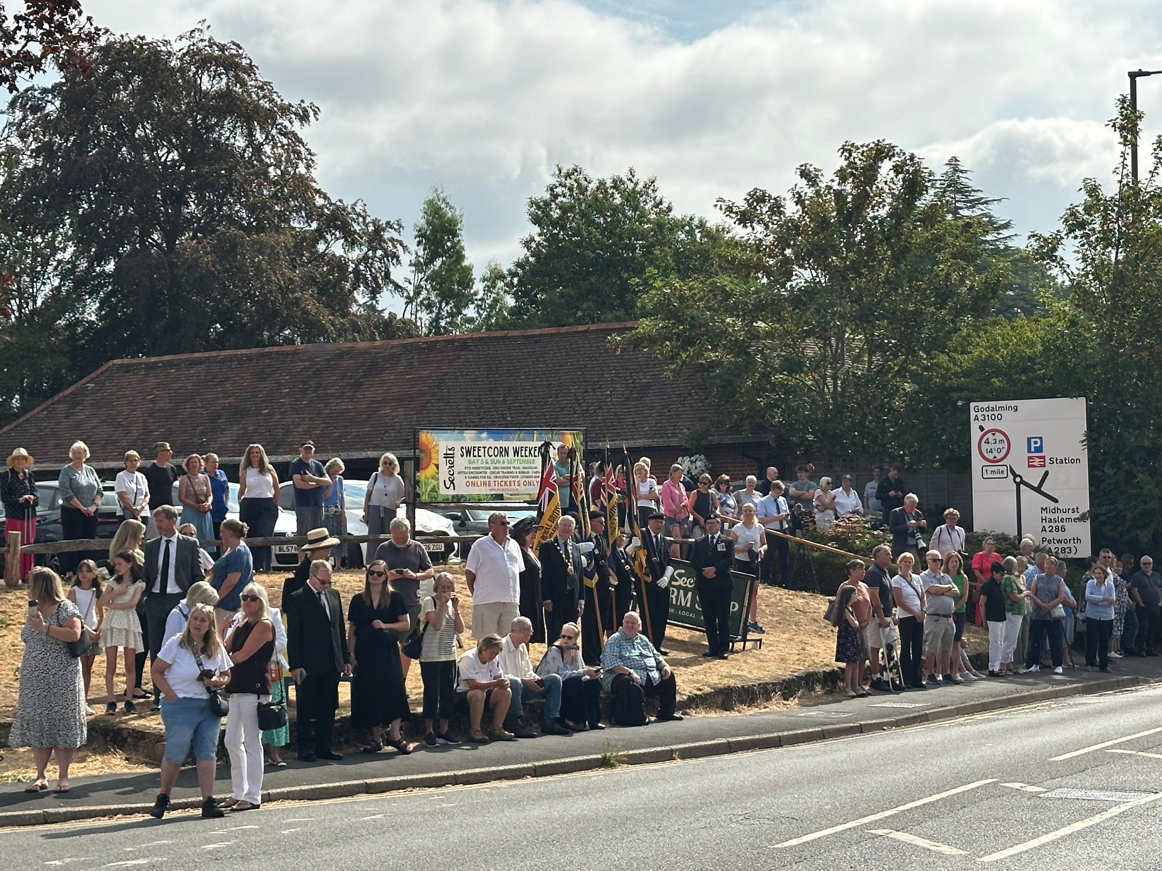 A Final Ovation For Dame Penelope Keith As Milford Says Goodbye A Final Ovation For Dame Penelope Keith As Milford Says Goodbye