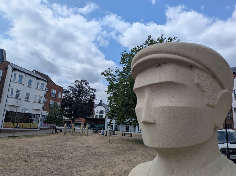 FH Brightwells Farnham Arty Angle