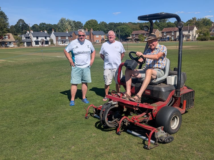 FH Elstead Cricket Green Pitch PIC1