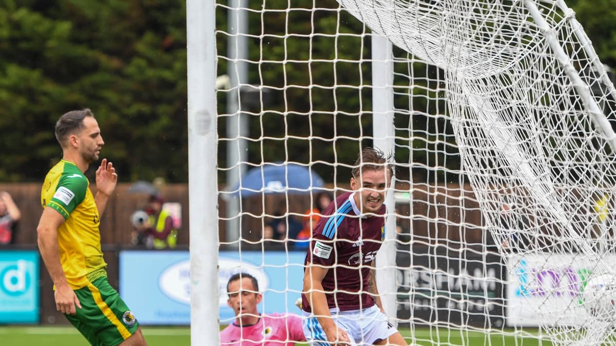 Farnham Town manager Paul Johnson praises side's resilience in win at Horsham
