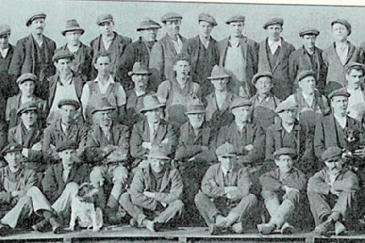 Workers at the Hammer Vale Brickworks.