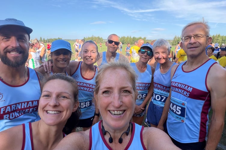 Time for a photo just before the off at the Overton 5