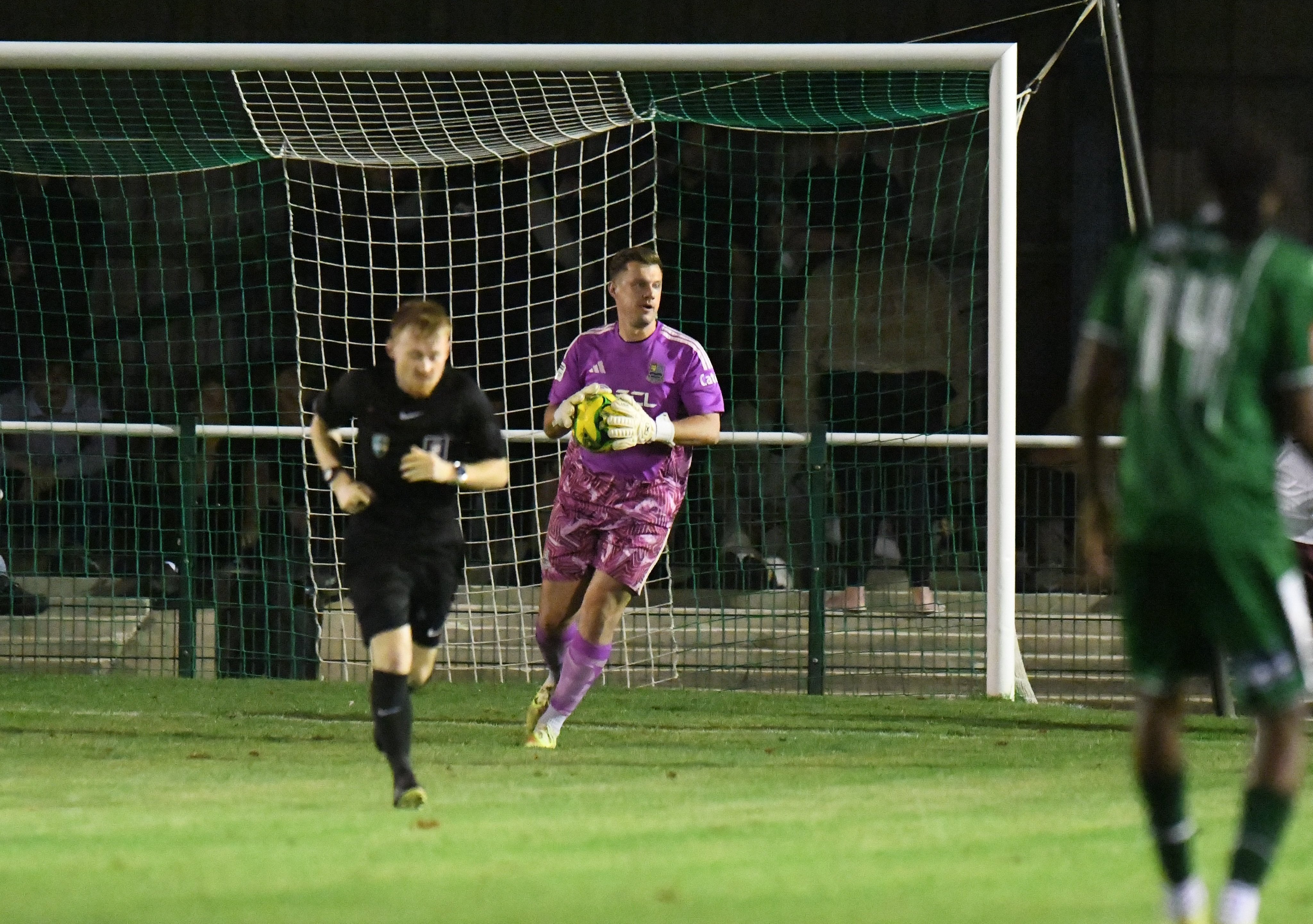 Farnham Town start Surrey Senior Cup defence with win at Leatherhead ...
