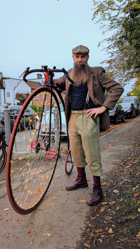 Mark from Domexbikes on the Farnham Glow Ride.